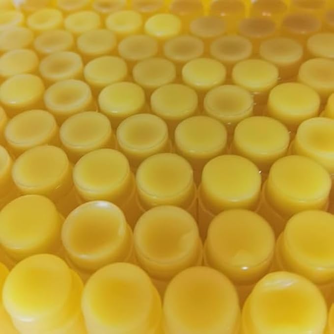 rayihni 2PC LIP BALM REMOVE DARK PIGMENT WHITENING MOISTURIZING LIP HYALURONIC ACID EXFOLIATING DEAD SKIN LIGHTENING LIP CARE (YELLOW) - Image 3